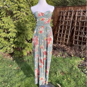 Band of Gypsies Strapless Floral Jumpsuit Size M Sweetheart Neckline Smocked